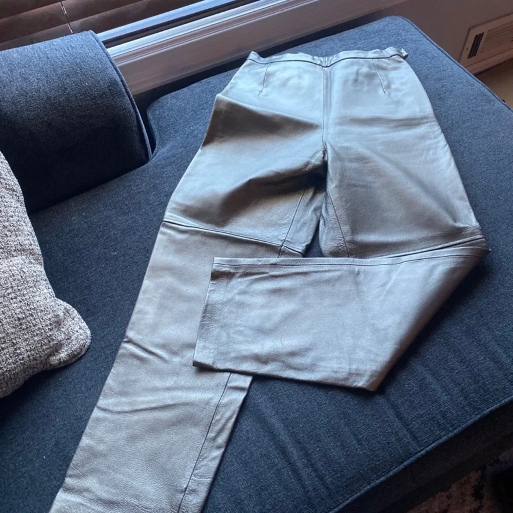 Genuine leather pants size 10- silver - Picture 2 of 7